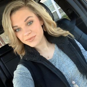 Meet your Posher, Taylor